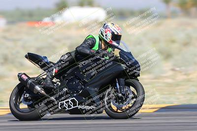 media/Apr-13-2024-SoCal Trackdays (Sat) [[f1617382bd]]/3-Turn 4 (1010am)/